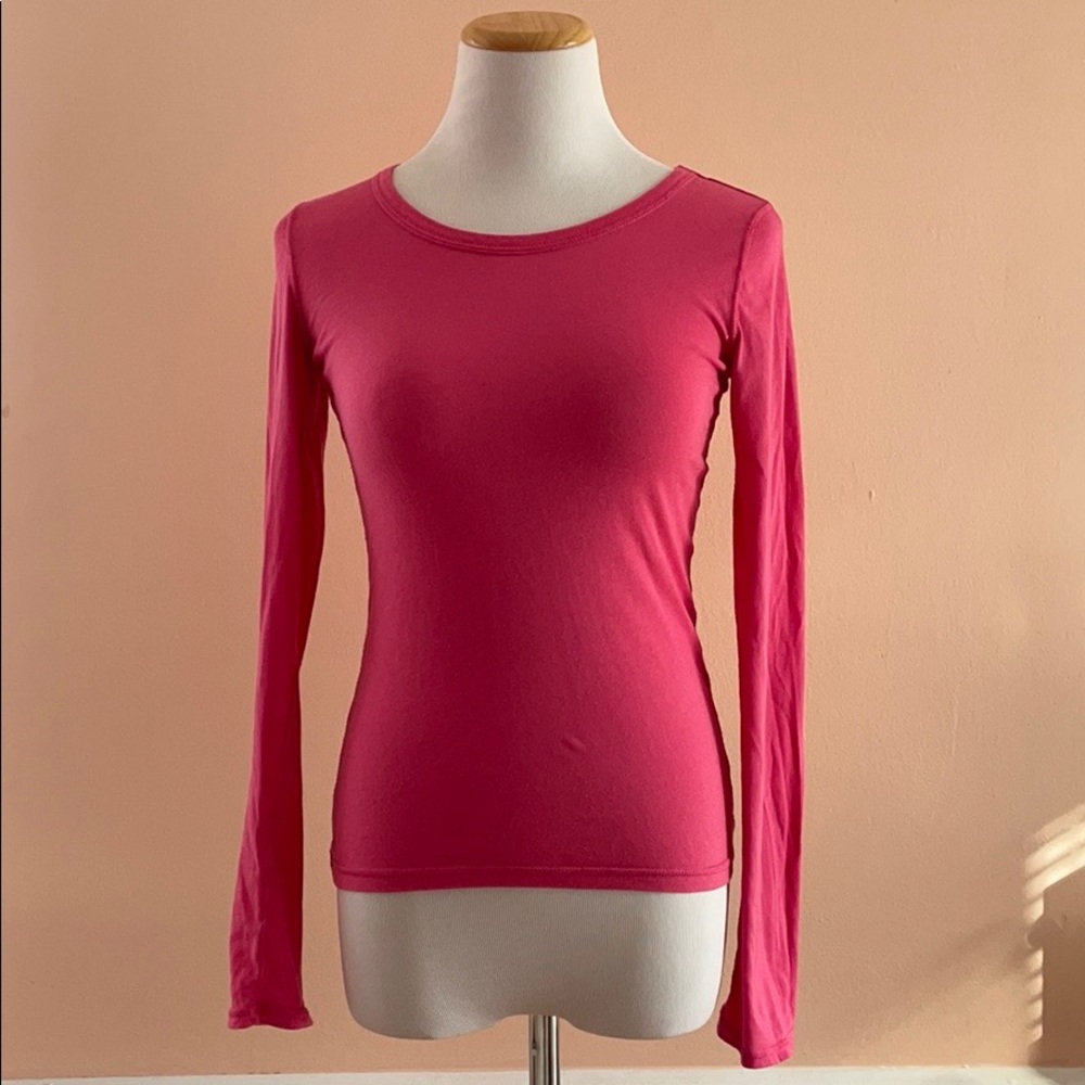 Women’s pink long sleeve